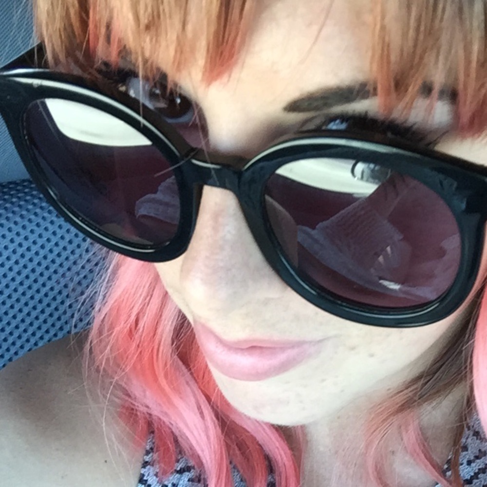 Meet your Posher, Ashley